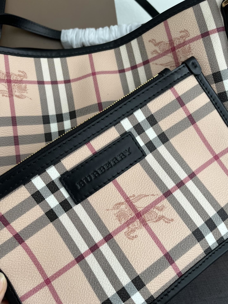 Bv*b*rry shopping bags